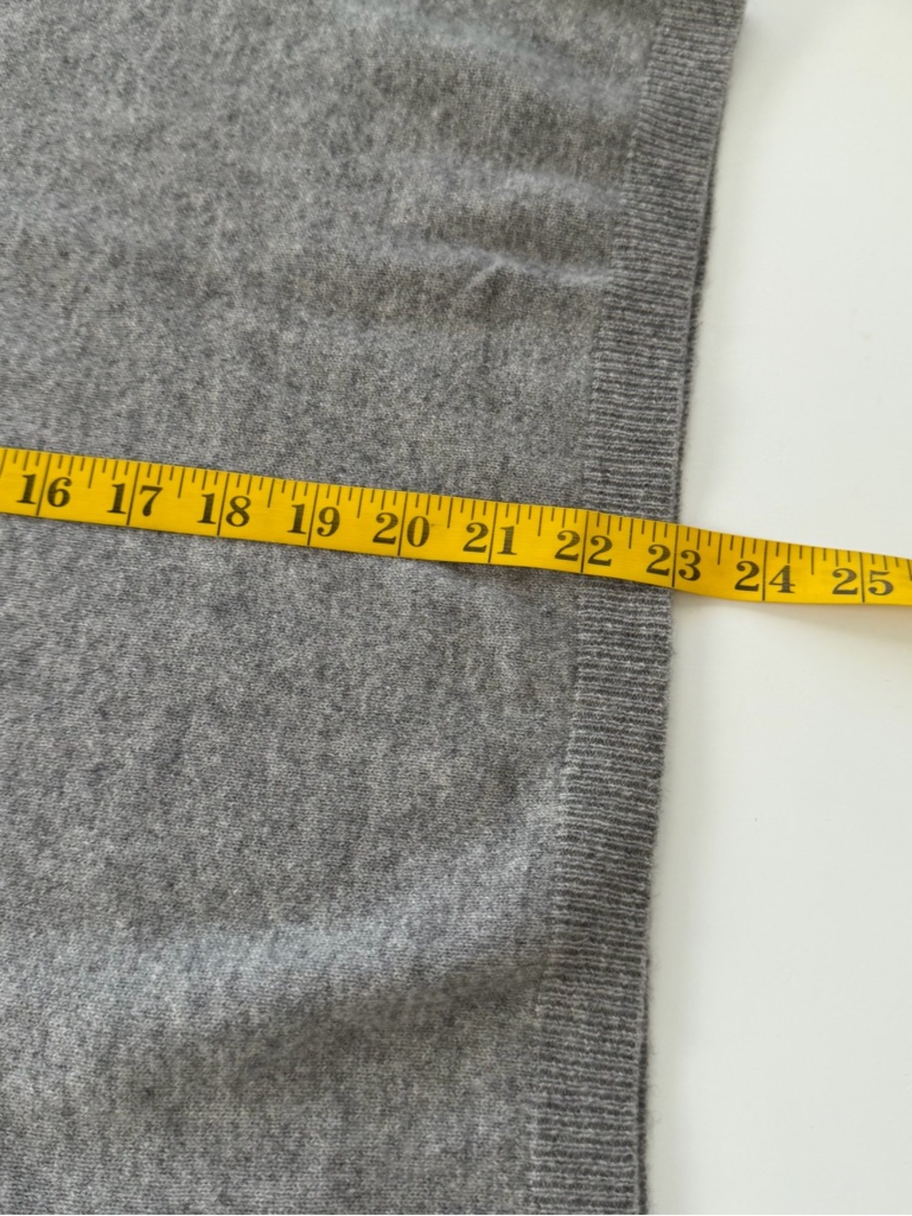 Sofia Cashmere Grey Turtleneck Sweater 100% Cashmere Size Medium. - Picture 12 of 12